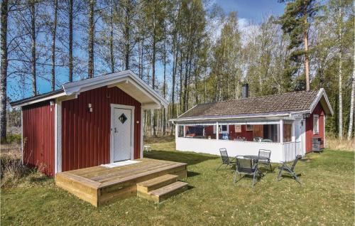 Cozy Home In Hammar With Kitchen