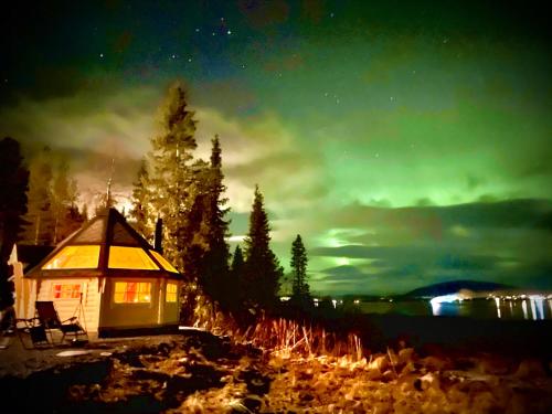 Northern Light Huts - Paradise Lapland