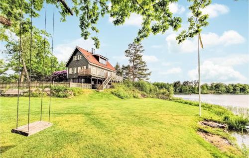 Beautiful Home In rkelljunga With House Sea View