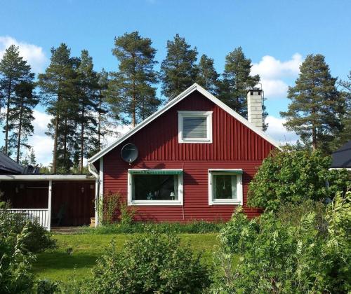 Geräumiges Ferienhaus in Vidsel mit Sauna,Terrasse und Garten