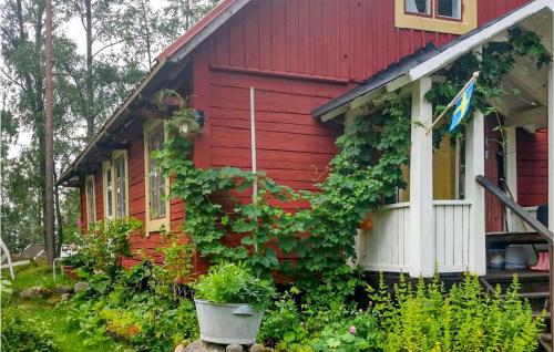 Gorgeous Home In Degerfors With Kitchen