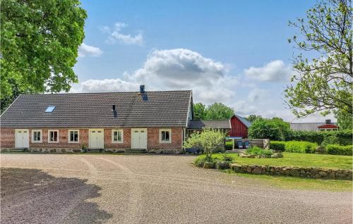 2 Bedroom Gorgeous Home In Munka-ljungby